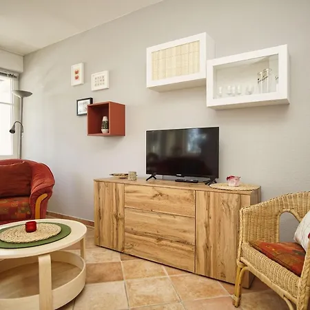 In Ruhiger Lage, Mit Meerblick - Am Sonnenhang 01 *