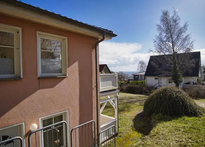 In Ruhiger Lage, Mit Meerblick - Am Sonnenhang 01 Apartment *
